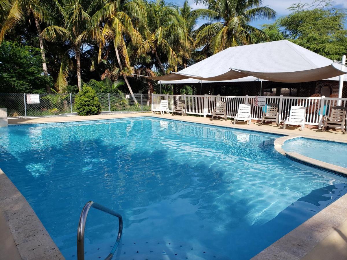 Combate Beach Resort Cabo Rojo Esterno foto
