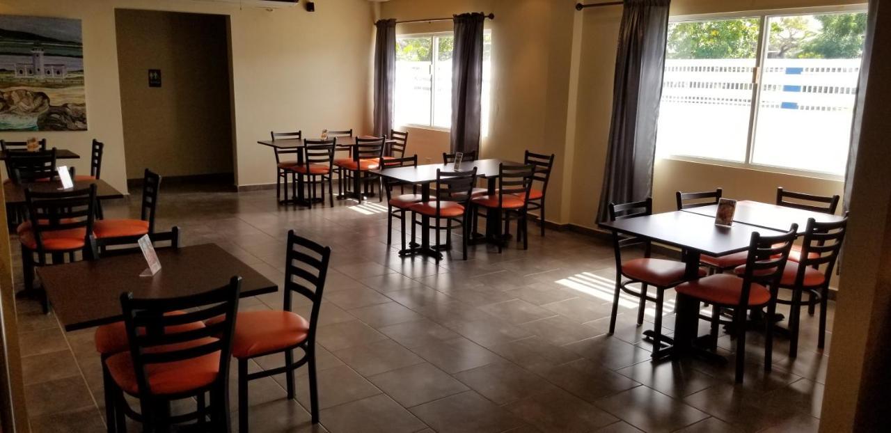 Combate Beach Resort Cabo Rojo Esterno foto