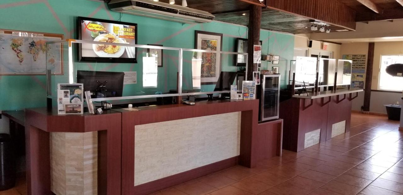 Combate Beach Resort Cabo Rojo Esterno foto