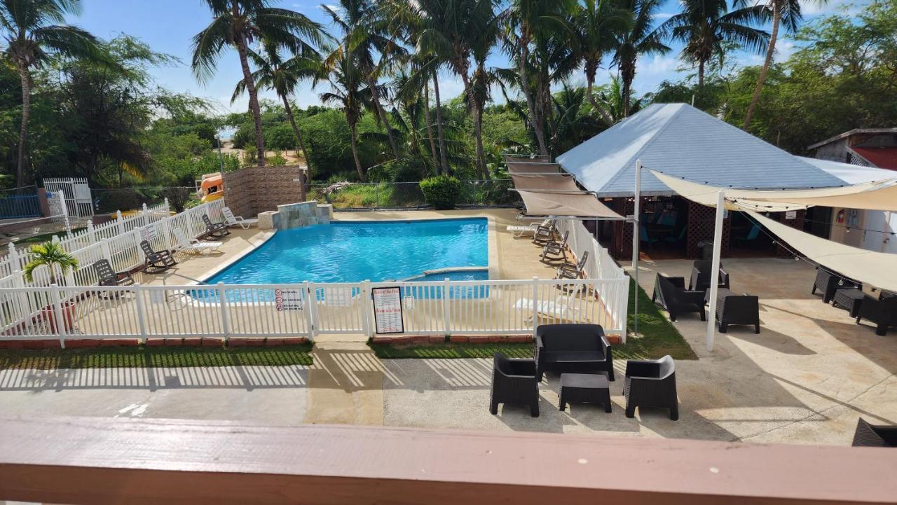 Combate Beach Resort Cabo Rojo Esterno foto
